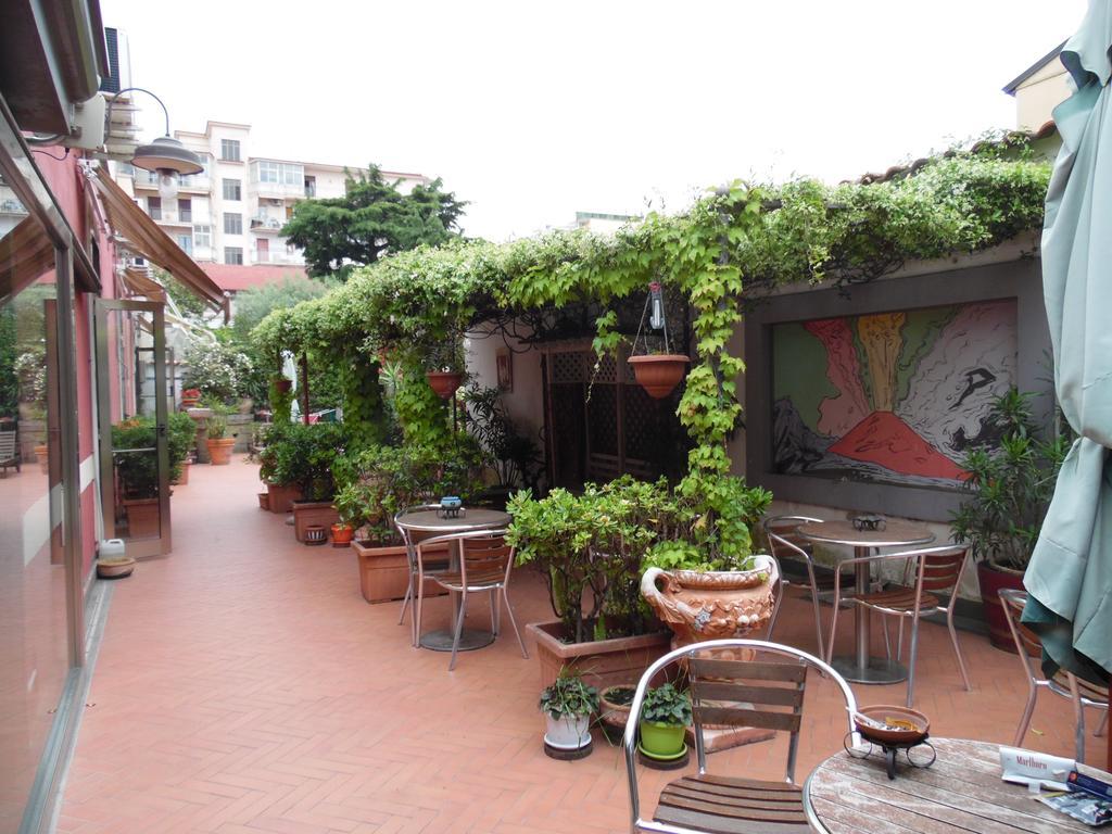 Agora Hostel Pompei Exterior photo